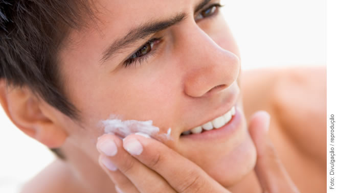 Mulheres querem mais conveniência e homens, cosméticos, aponta pesquisa
