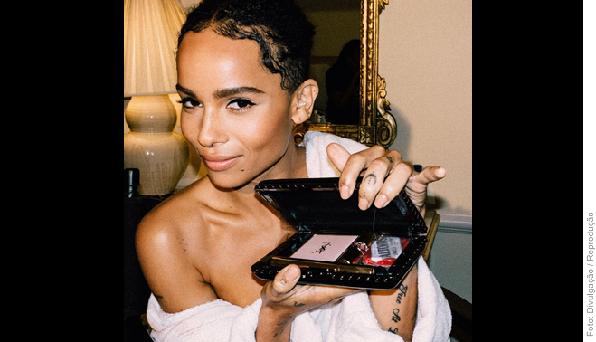 Zoë Kravitz é a nova musa de beleza da Saint Laurent