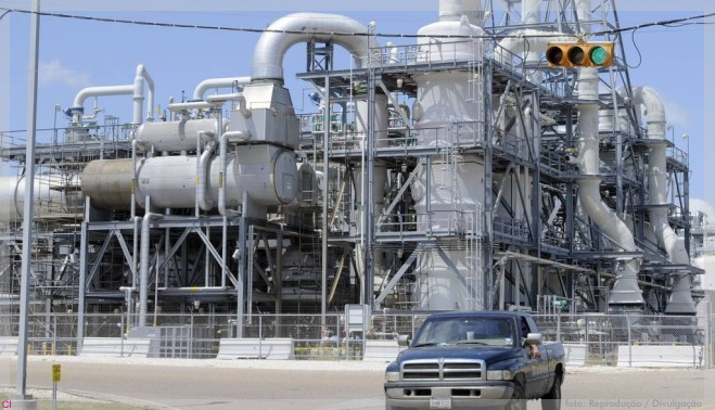Cade aprova fusão de Dow e DuPont, condicionada à venda de ativos