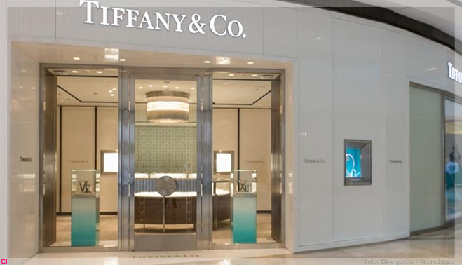 Tiffany se alia à Coty para lançar seu primeiro perfume em quinze anos