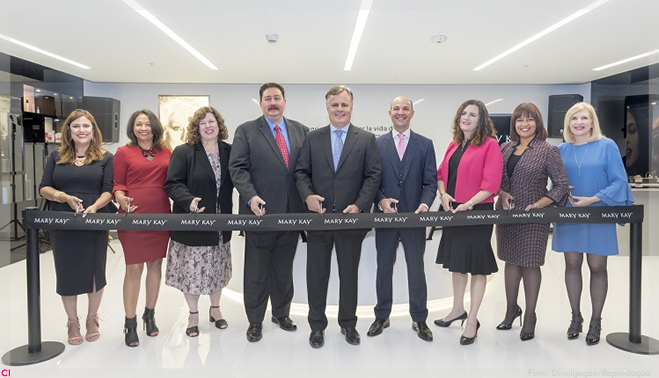 Mary Kay reforça presença na América Latina com inauguração de sede no Peru