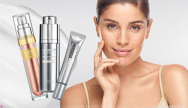 Avon publica perda surpresa, ações caem 8%