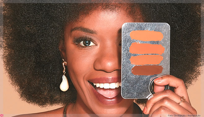 Avon estuda a diversidade cromática da pele brasileira e amplia portfólio de produtos para peles negras