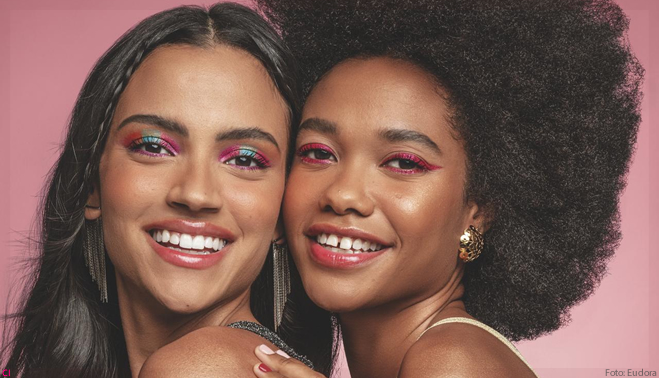Eudora apresenta lapiseiras coloridas e loção com glitter
