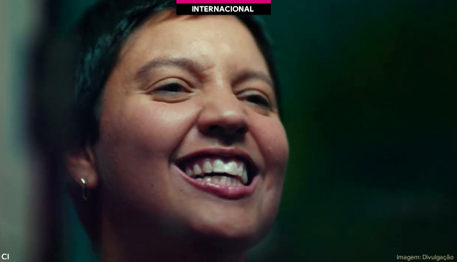 A Colgate trabalha para preencher a lacuna nos padrões de beleza percebida