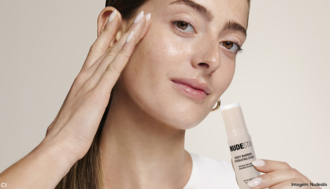 Nudestix lança bastão para hidratação instantânea da pele